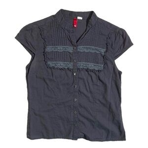 ⭐️ Divided grey cap-sleeved top- size 12